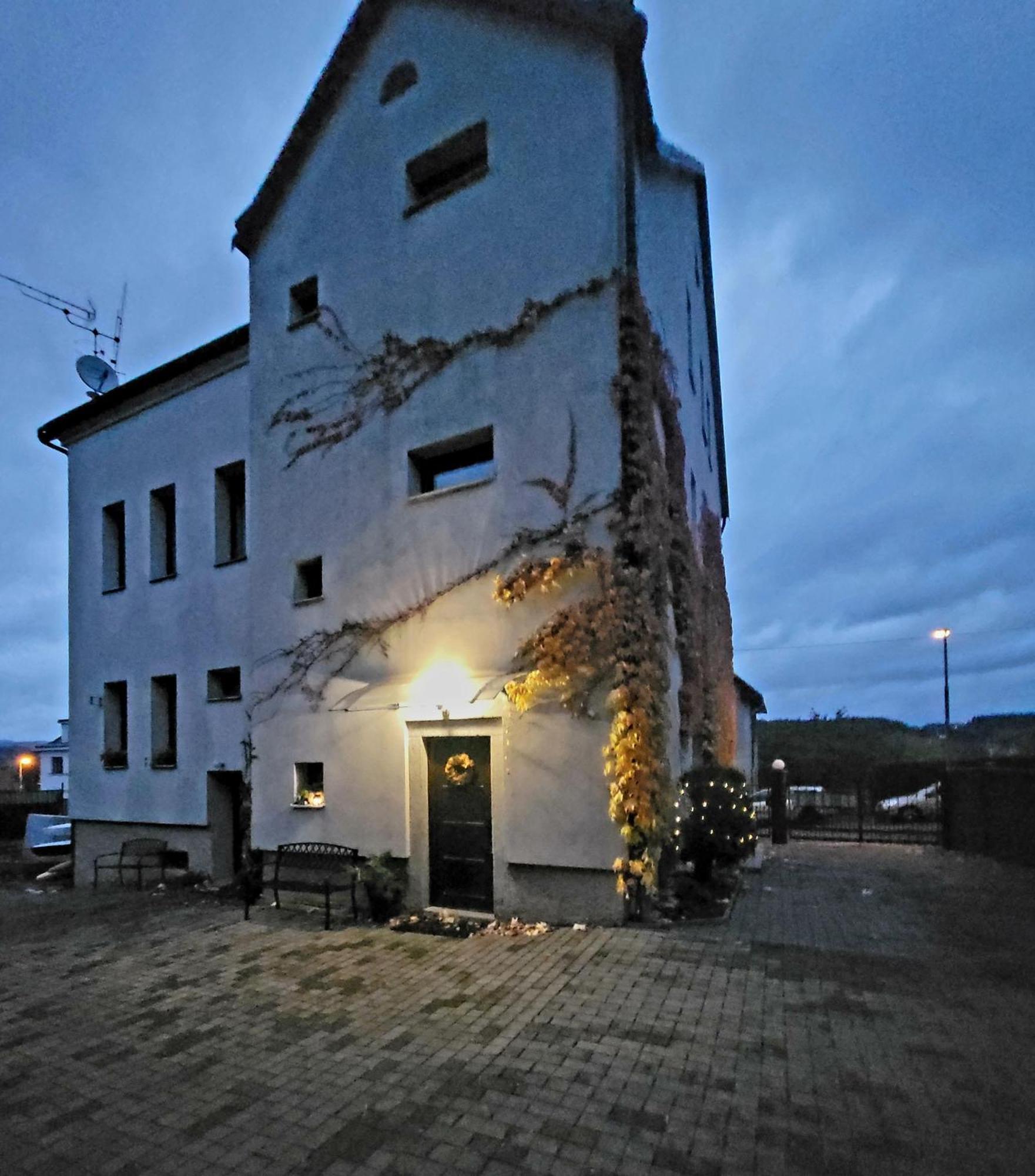 Penzion Bazalka Jablonec nad Nisou Exterior foto